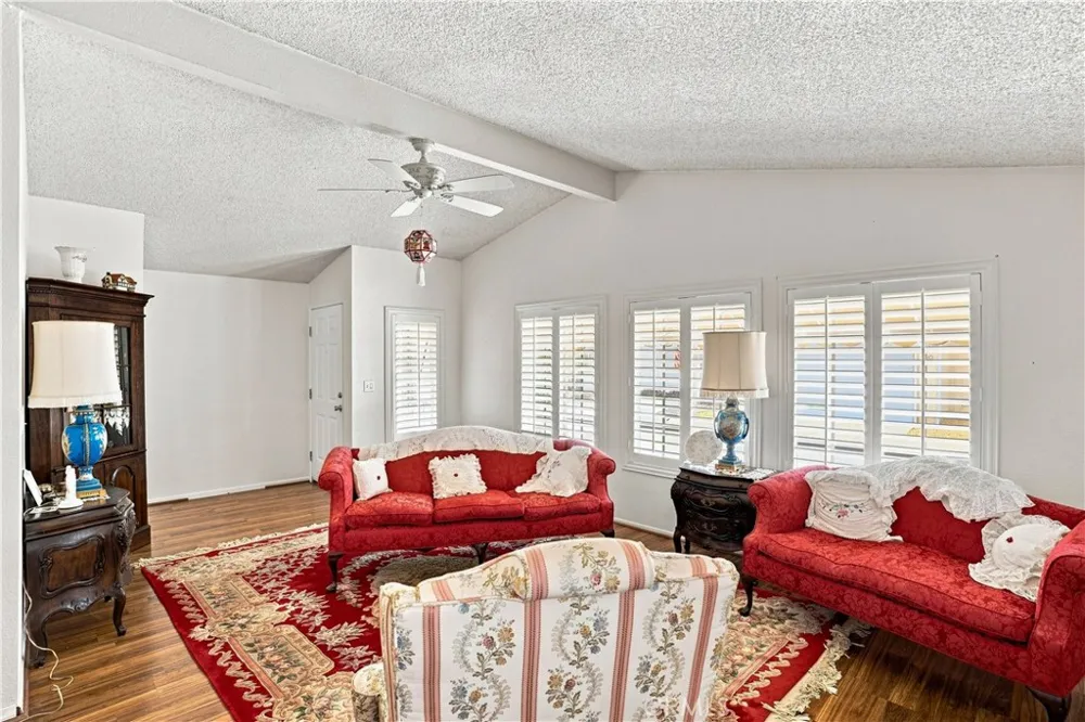 27250 Murrieta #361 Menifee, CA 92586