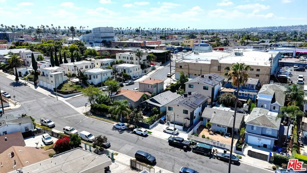 4804 Mascot Street Los Angeles, CA 90019
