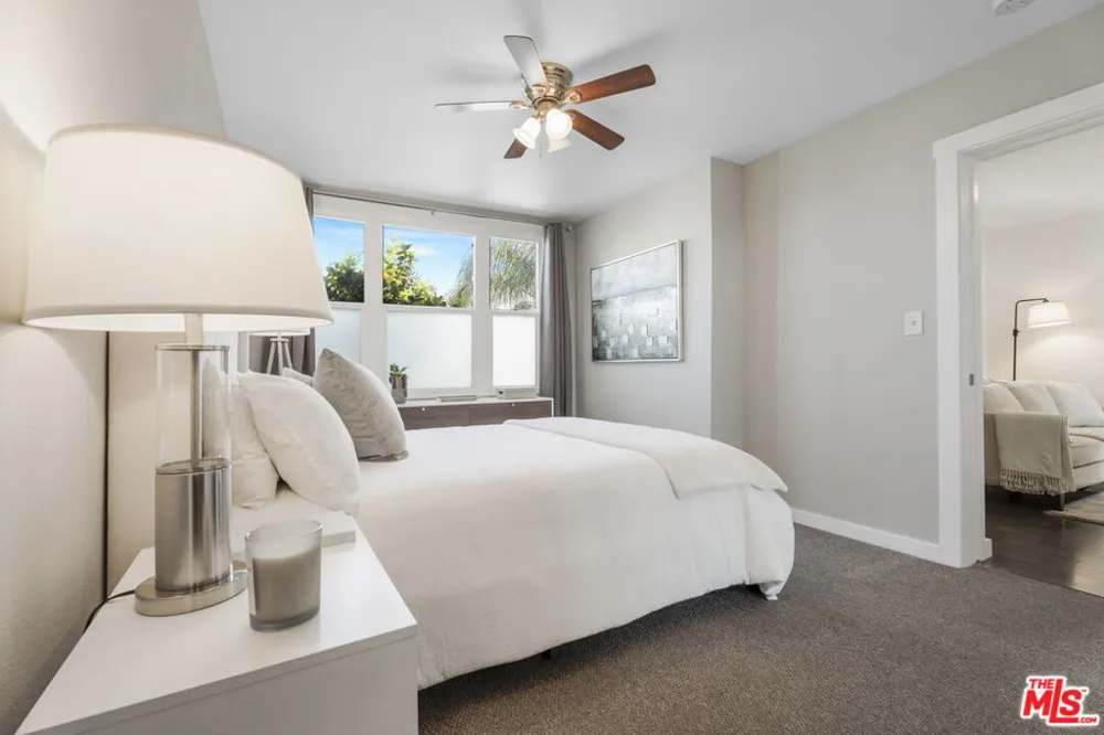 4804 Mascot Street Los Angeles, CA 90019