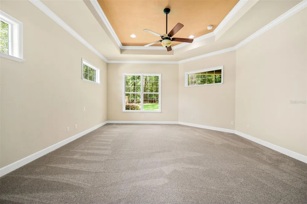 7560 WHITE OAKS ROAD Alachua, FL 32615