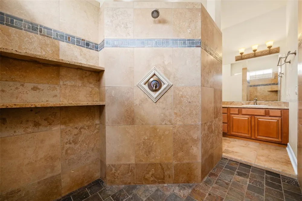 7560 WHITE OAKS ROAD Alachua, FL 32615