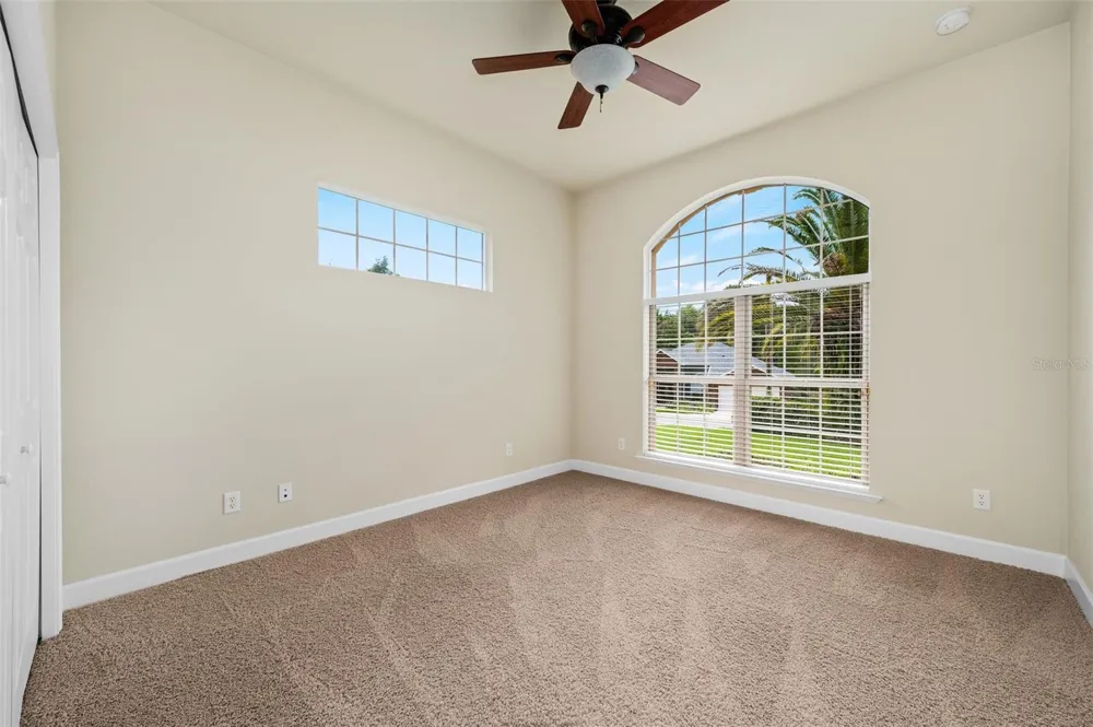 7560 WHITE OAKS ROAD Alachua, FL 32615
