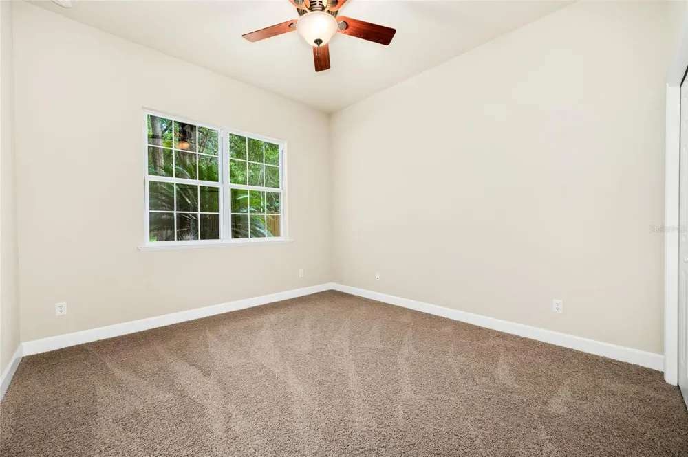 7560 WHITE OAKS ROAD Alachua, FL 32615