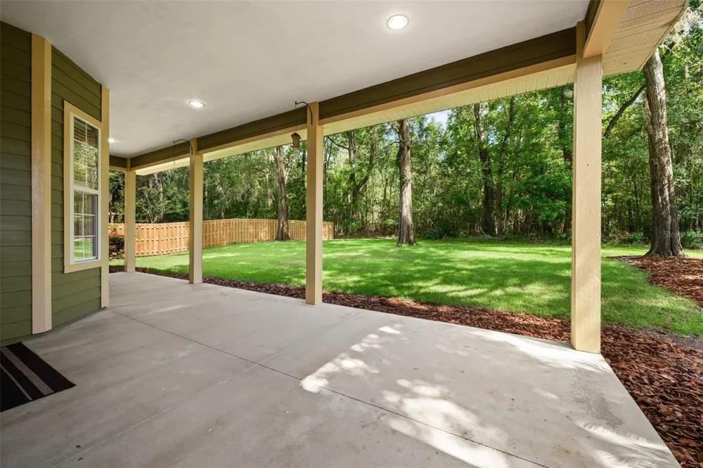 7560 WHITE OAKS ROAD Alachua, FL 32615
