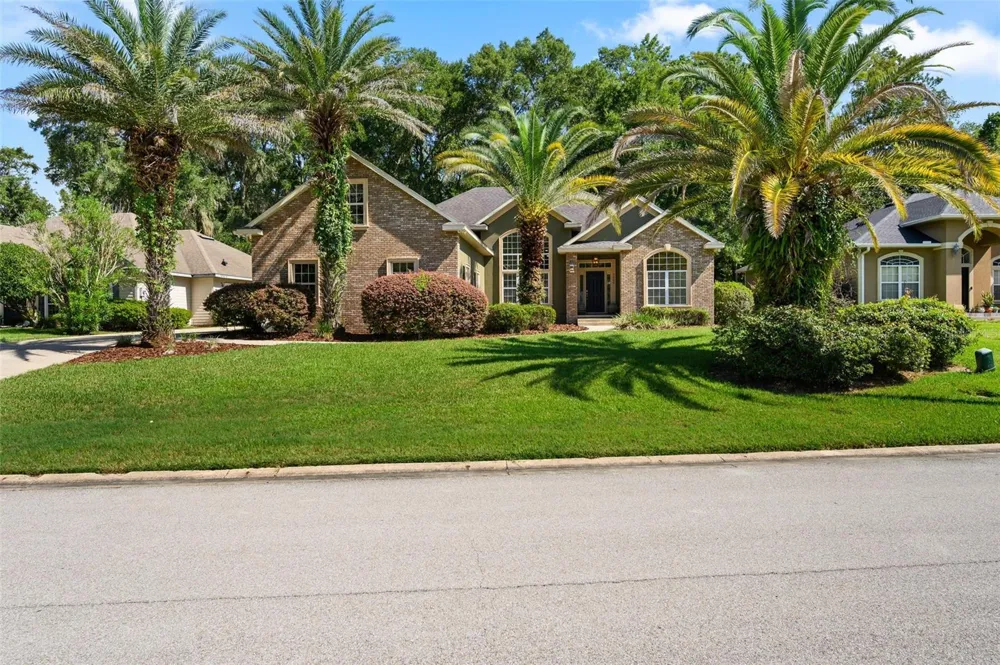 7560 WHITE OAKS ROAD Alachua, FL 32615