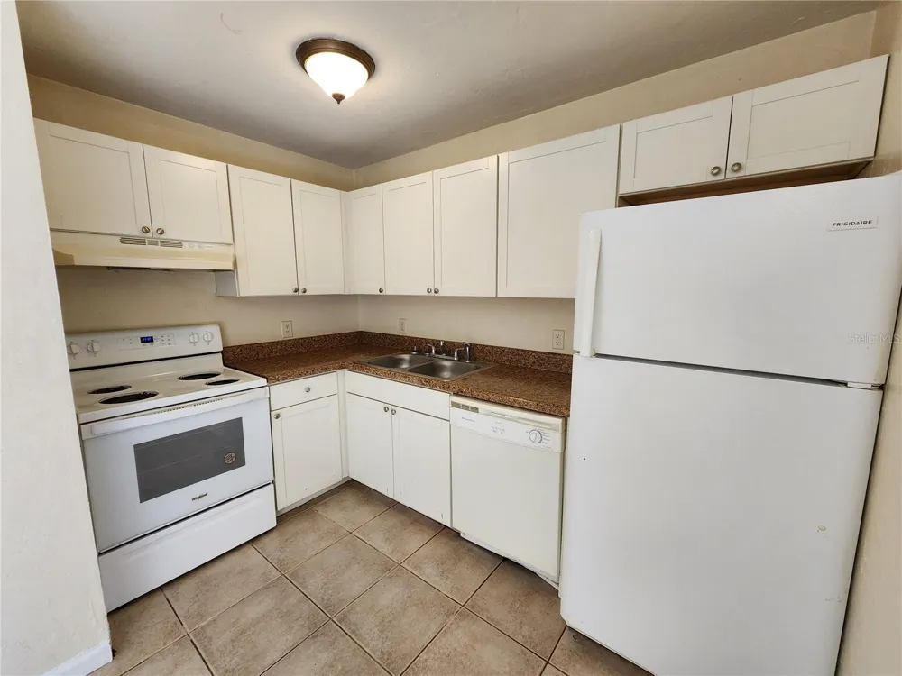 2529 NW 62 PLACE Gainesville, FL 32653