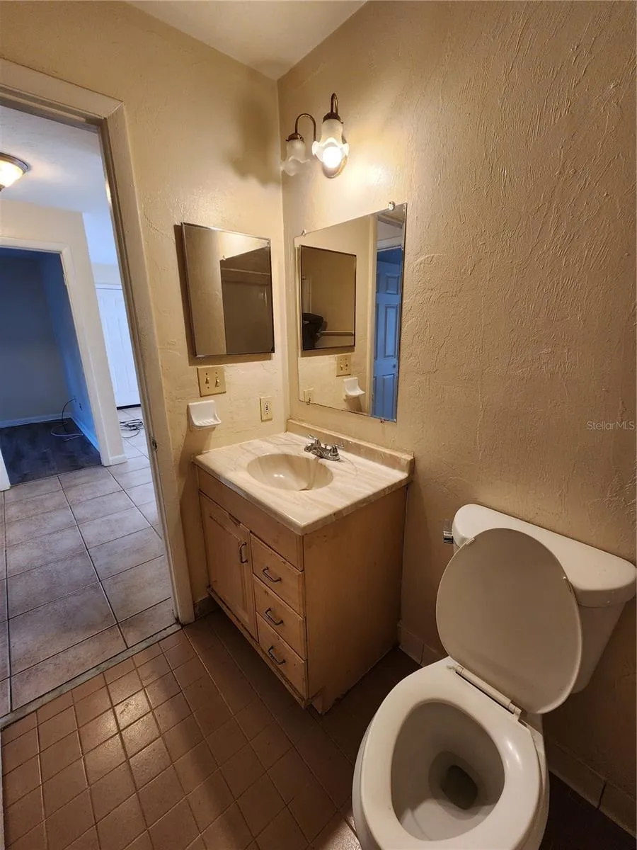 2529 NW 62 PLACE Gainesville, FL 32653