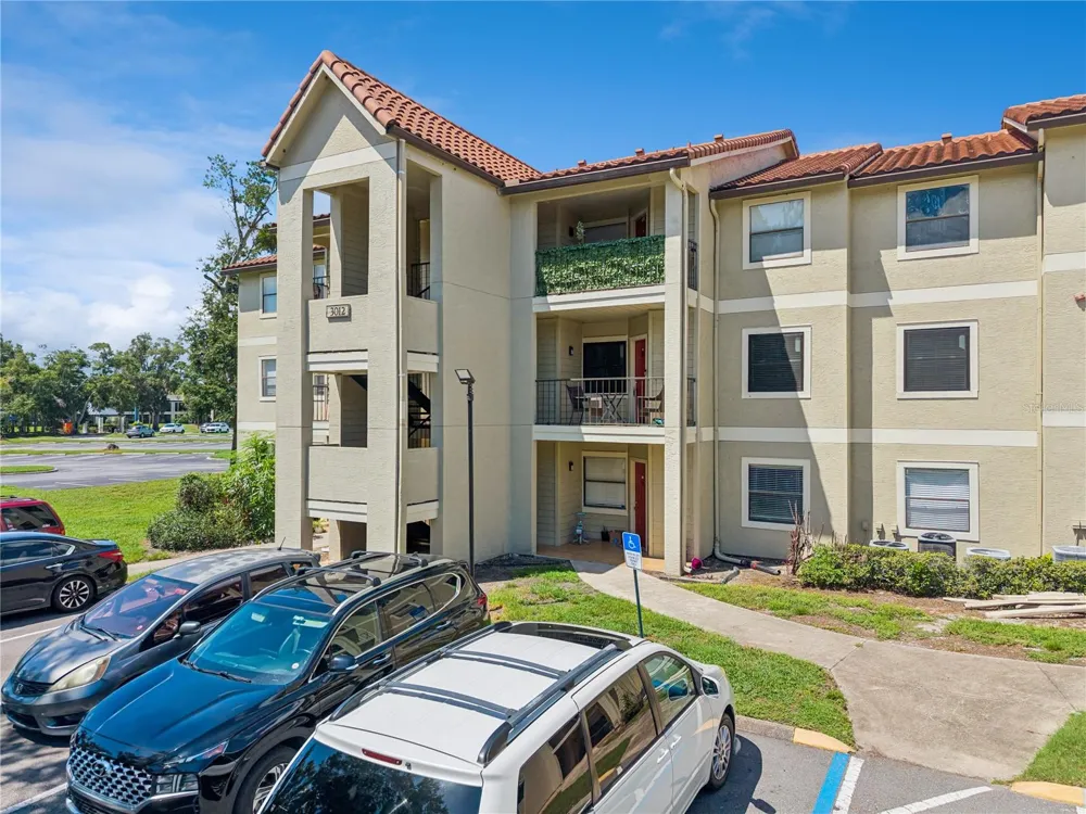 3012 PARKWAY BOULEVARD #203 Kissimmee, FL 34747