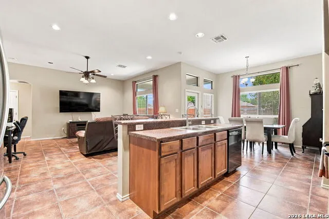 314 Yorktown Pleasanton, TX 78064
