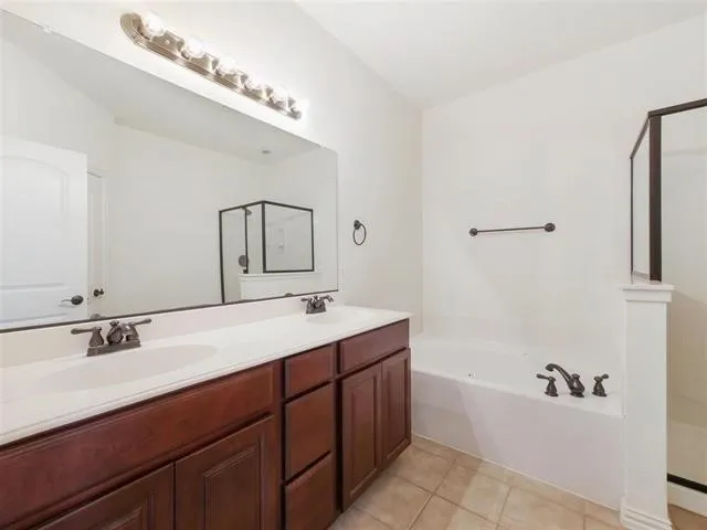 7817 Fox Horn Drive Irving, TX 75063