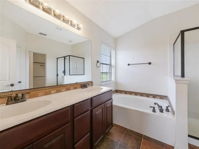 7817 Fox Horn Drive Irving, TX 75063