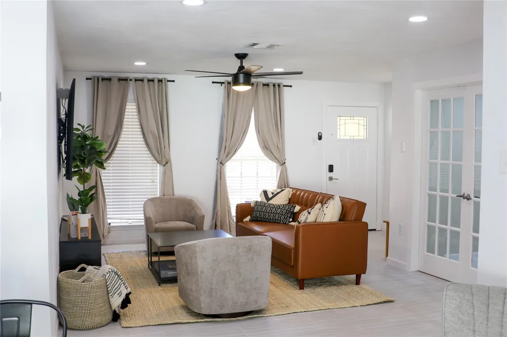 3007 Larknolls Ln Houston, TX 77092