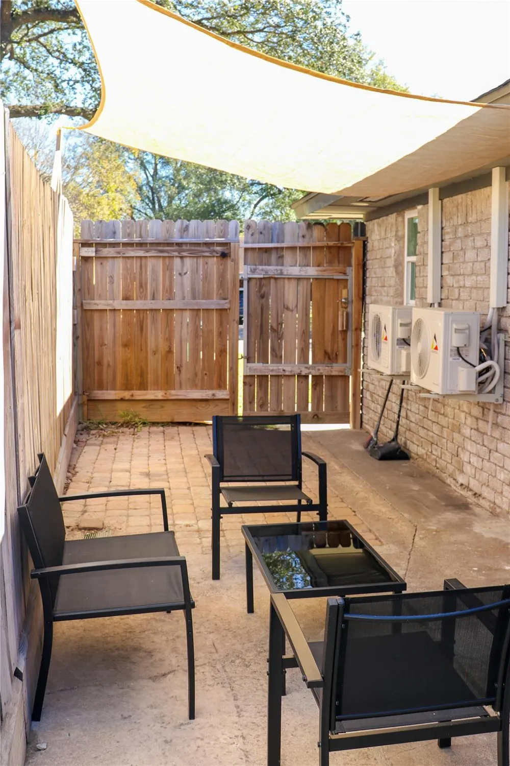 3007 Larknolls Ln Houston, TX 77092