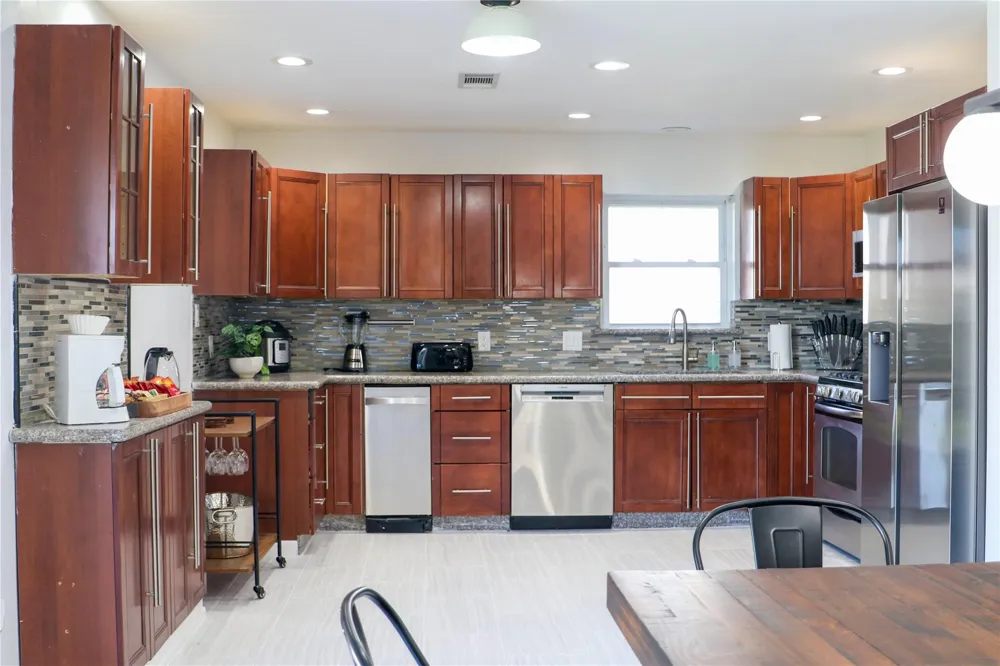 3007 Larknolls Ln Houston, TX 77092