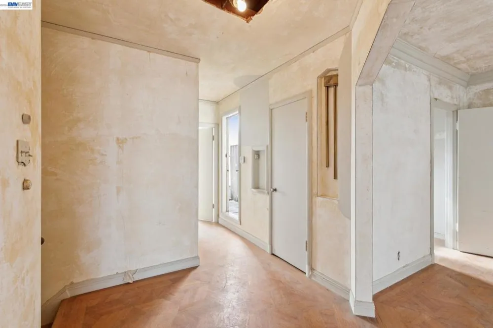 83 Stanyan St San Francisco, CA 94118