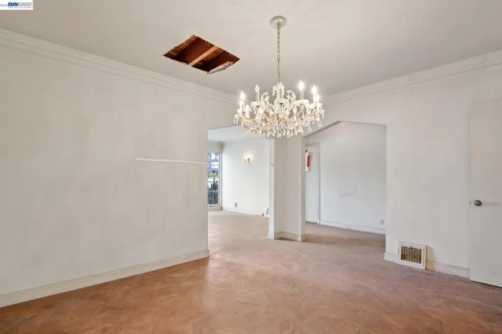 83 Stanyan St San Francisco, CA 94118
