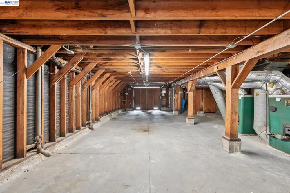83 Stanyan St San Francisco, CA 94118