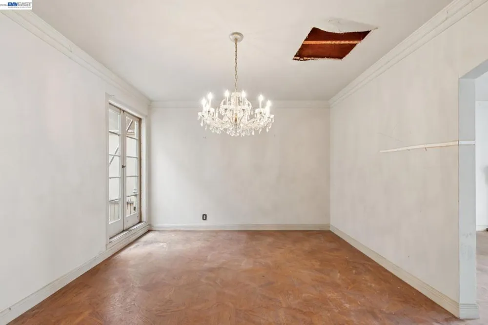 83 Stanyan St San Francisco, CA 94118