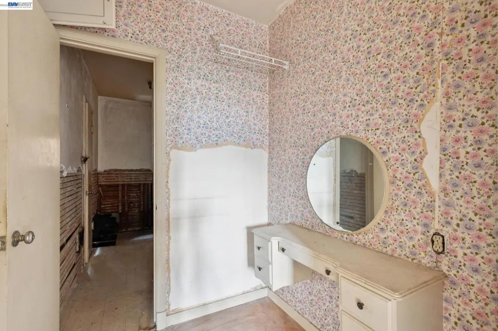 83 Stanyan St San Francisco, CA 94118