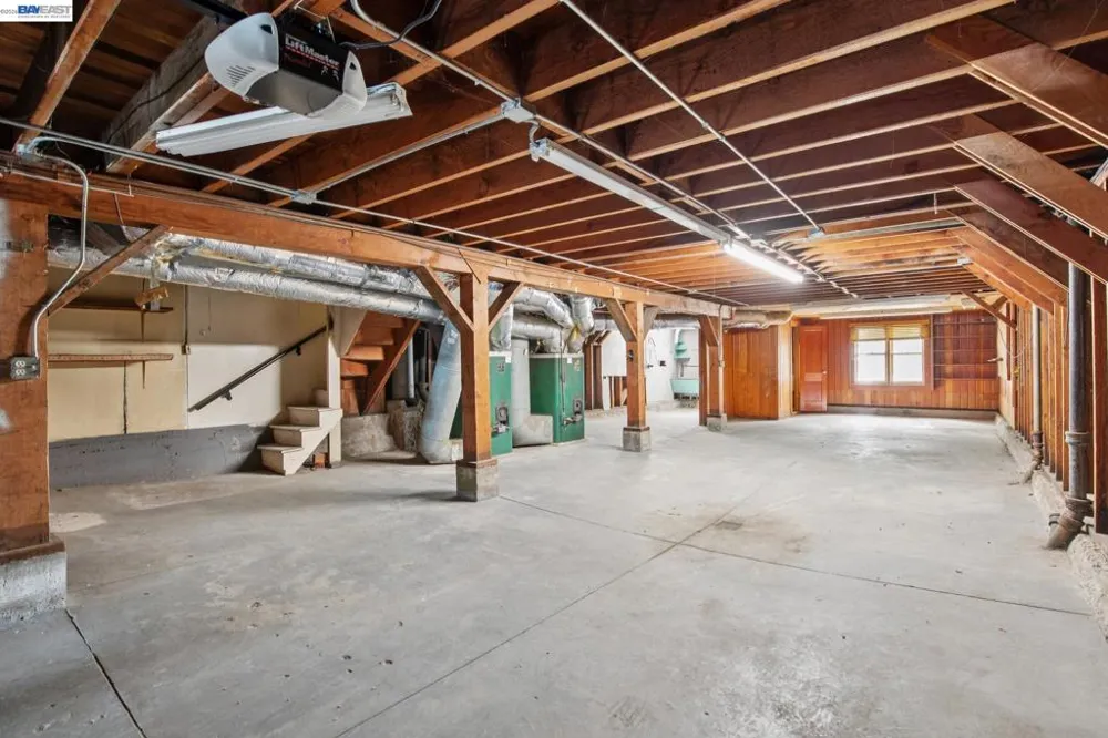 83 Stanyan St San Francisco, CA 94118