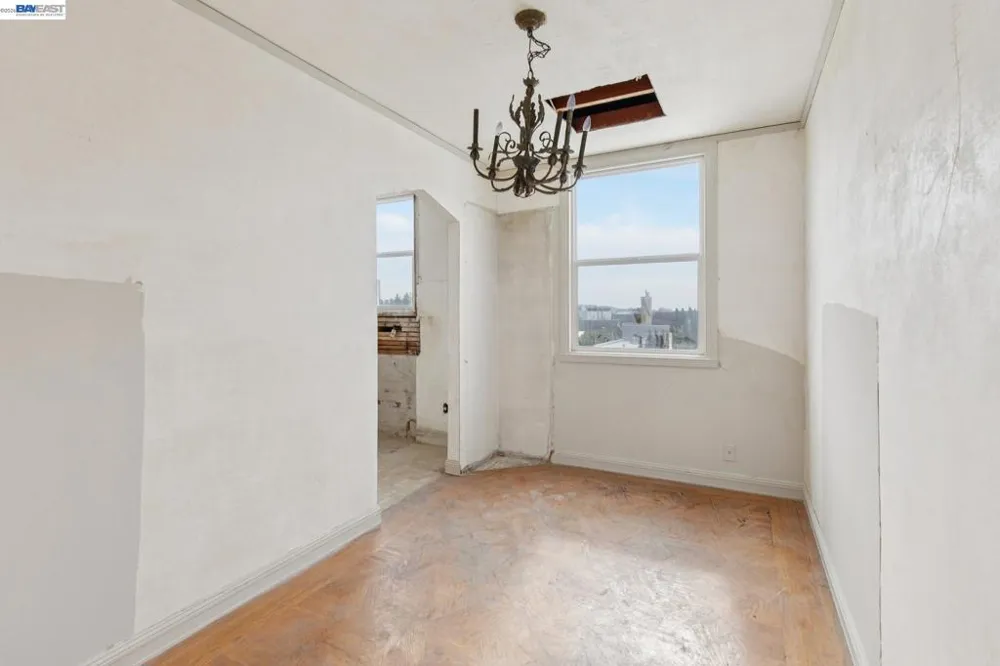 83 Stanyan St San Francisco, CA 94118