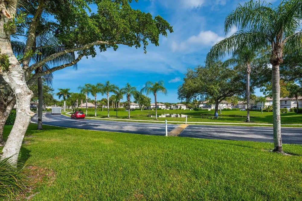38 Essex Court #Unit d Royal Palm Beach, FL 33411