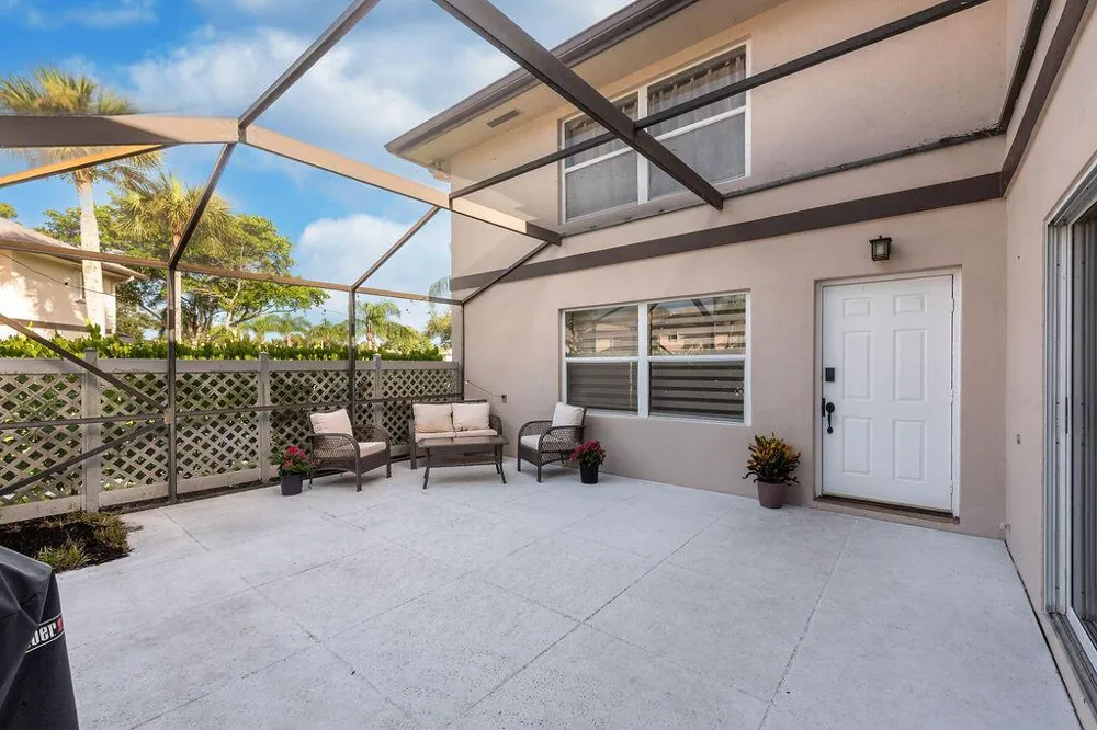 38 Essex Court #Unit d Royal Palm Beach, FL 33411