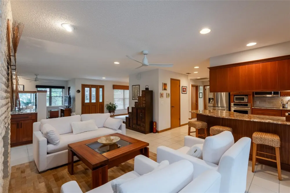 16509 E COURSE DRIVE Tampa, FL 33624