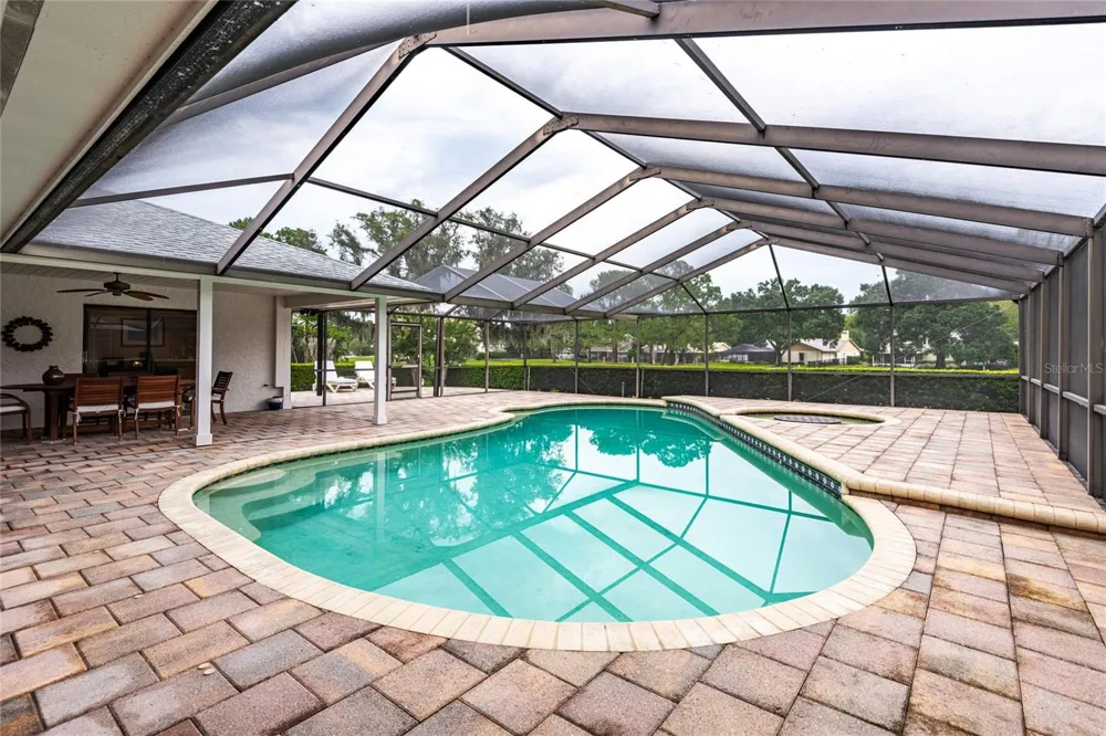 16509 E COURSE DRIVE Tampa, FL 33624