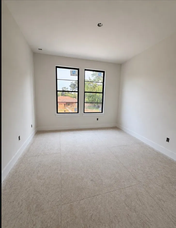9501 Meadowheath Drive #B Austin, TX 78729