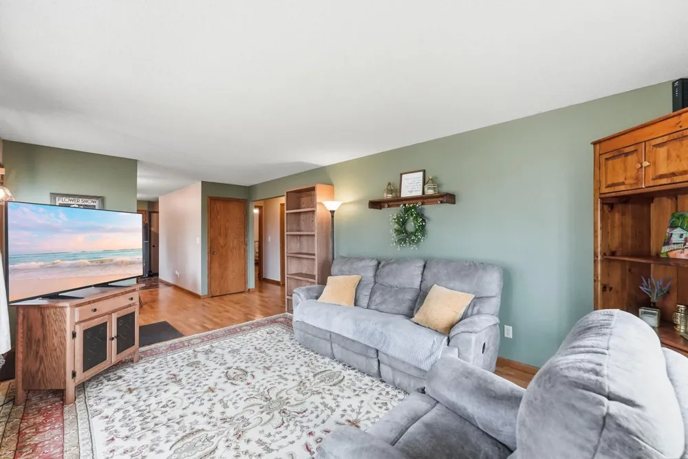 681 Elm Street Paynesville, MN 56362