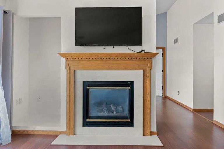 7559 Derby Lane Shakopee, MN 55379