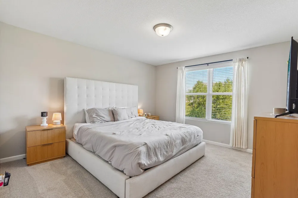 1066 Meadow Lane Waconia, MN 55387
