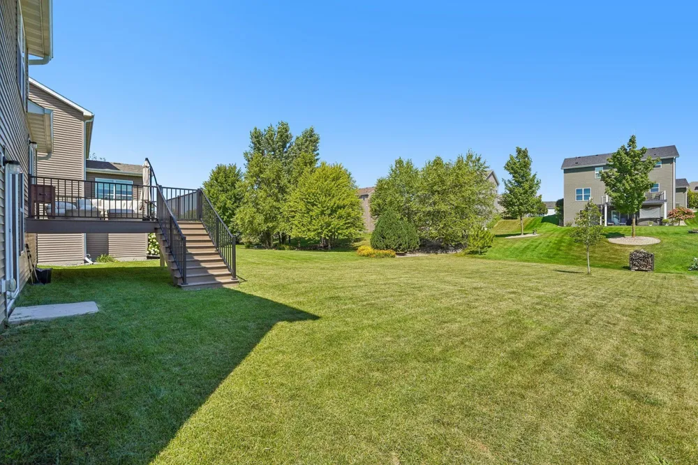 1066 Meadow Lane Waconia, MN 55387