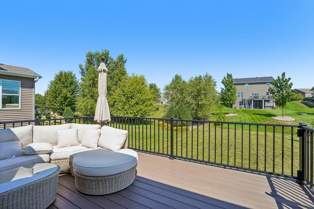 1066 Meadow Lane Waconia, MN 55387
