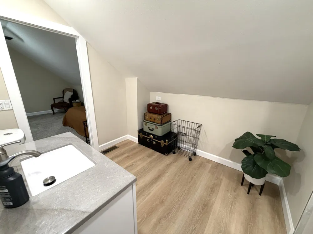 727 S 7th Street La Crescent, MN 55947