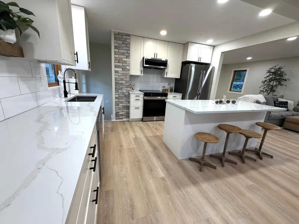 727 S 7th Street La Crescent, MN 55947