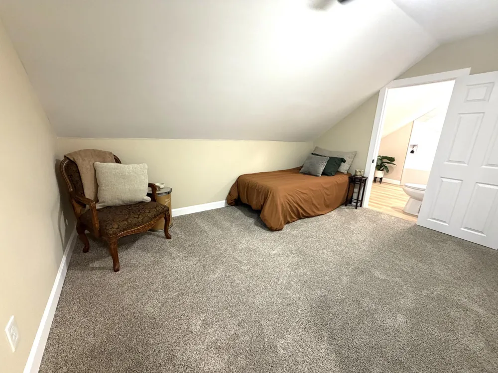 727 S 7th Street La Crescent, MN 55947