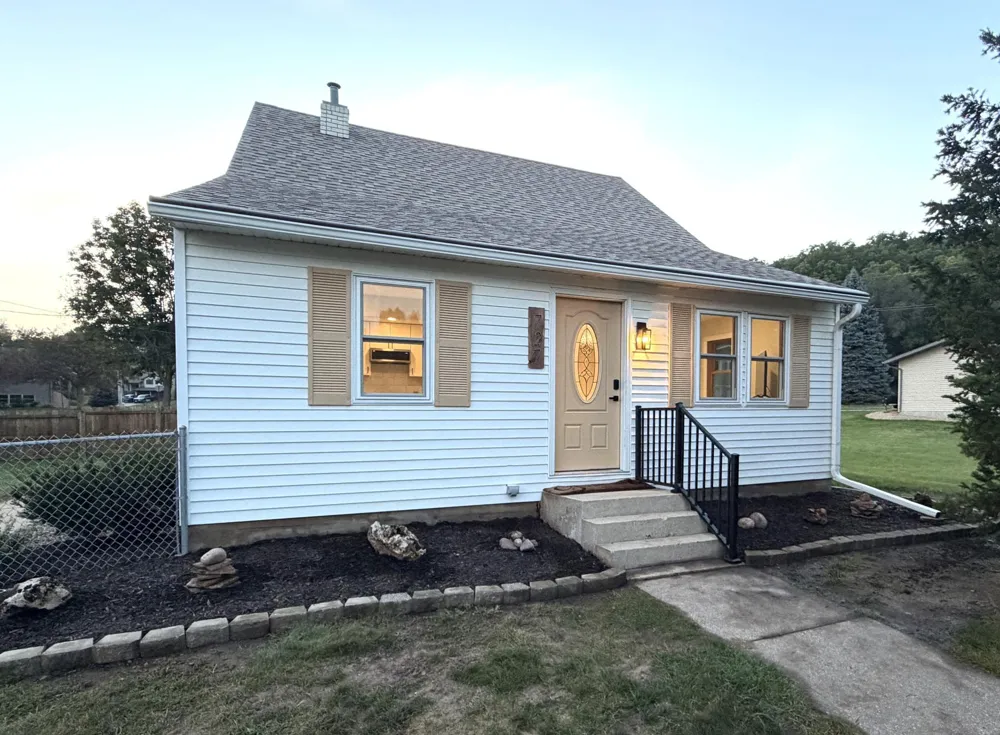 727 S 7th Street La Crescent, MN 55947