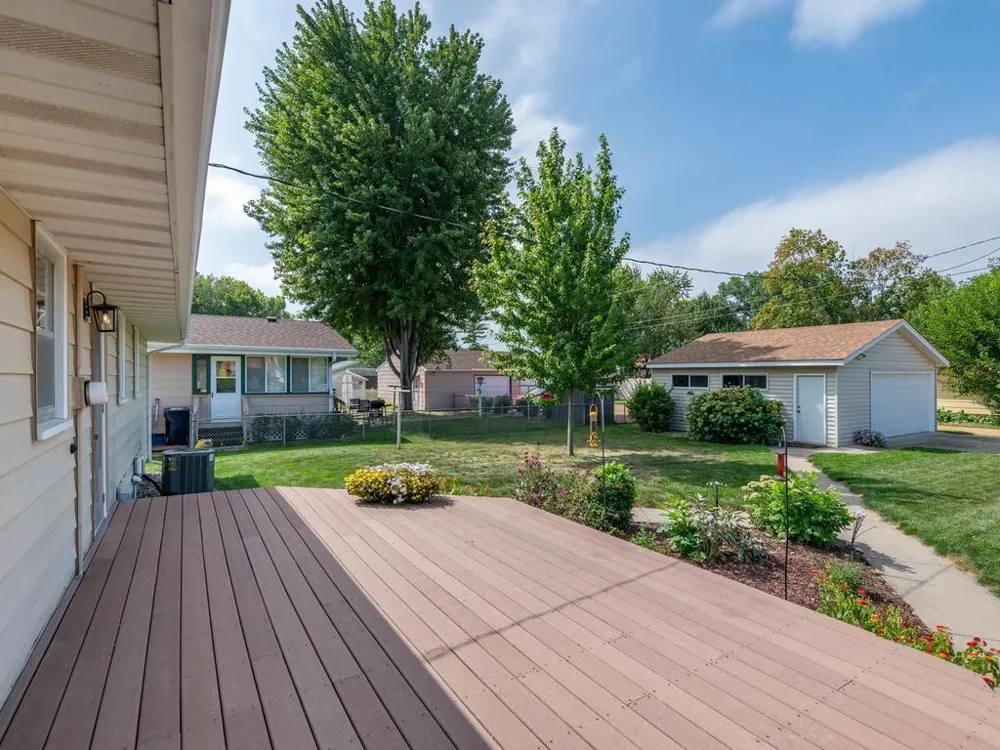 948 Main Street S Shakopee, MN 55379