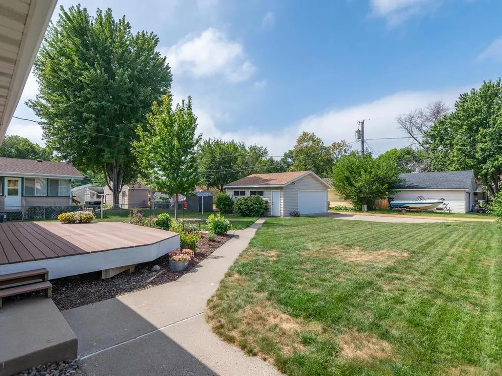 948 Main Street S Shakopee, MN 55379
