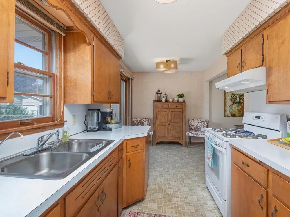 948 Main Street S Shakopee, MN 55379