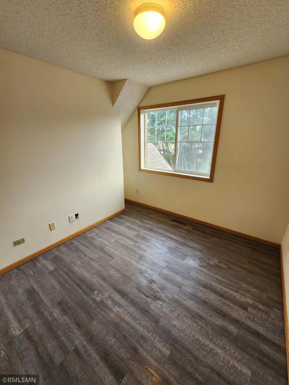 14823 Olivine Street NW Ramsey, MN 55303