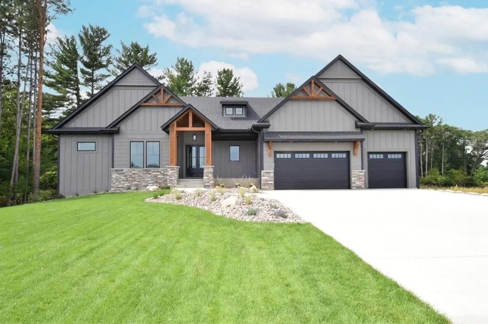 17974 Staples Street NE Ham Lake, MN 55304
