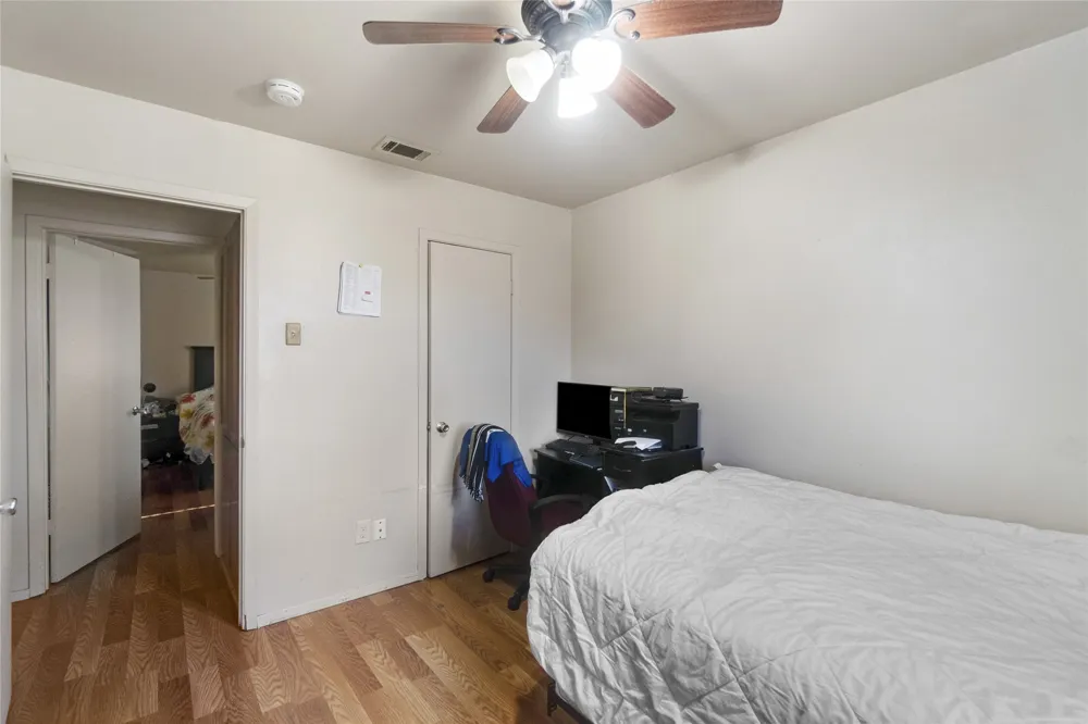 2801 Laramie Street Irving, TX 75062