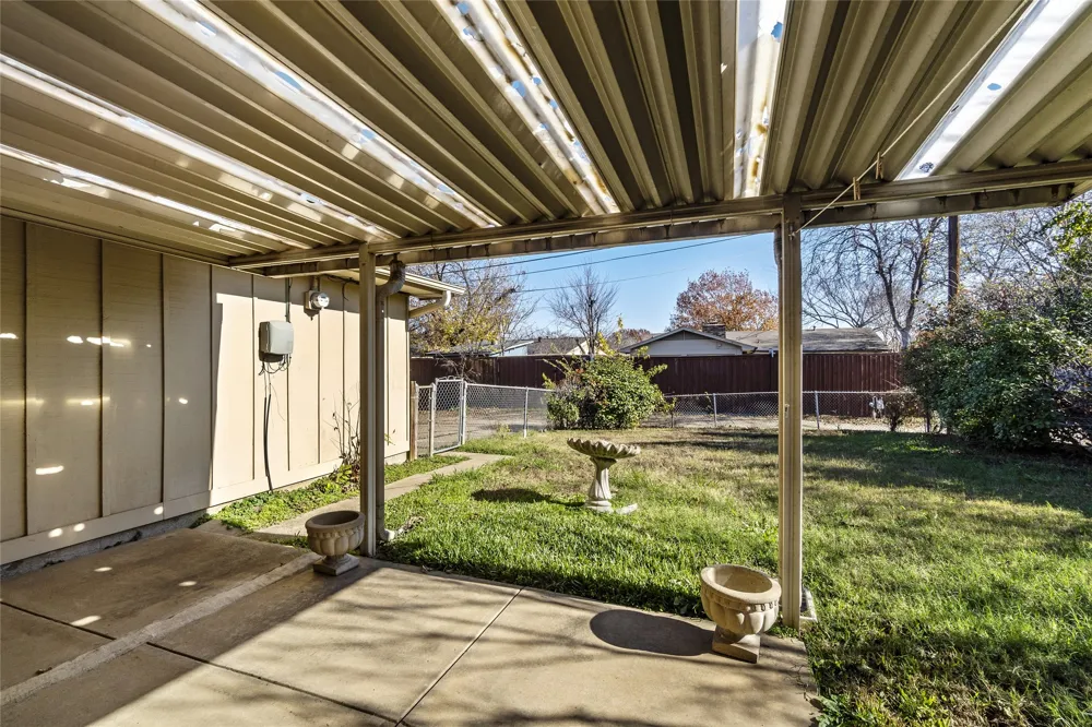 2801 Laramie Street Irving, TX 75062