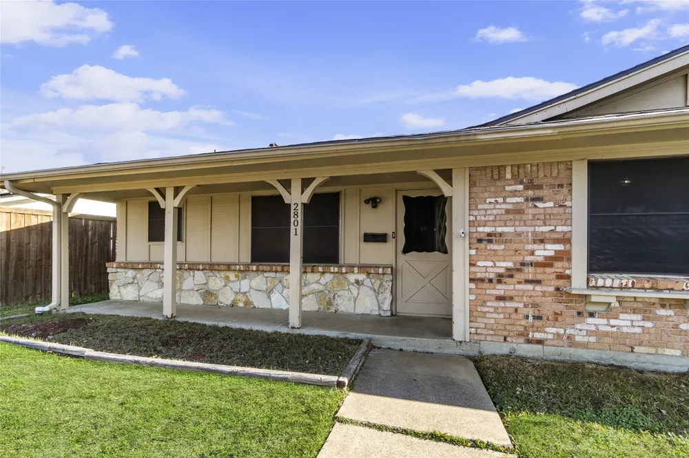 2801 Laramie Street Irving, TX 75062