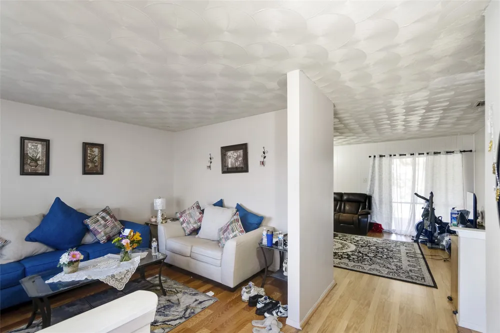 2801 Laramie Street Irving, TX 75062