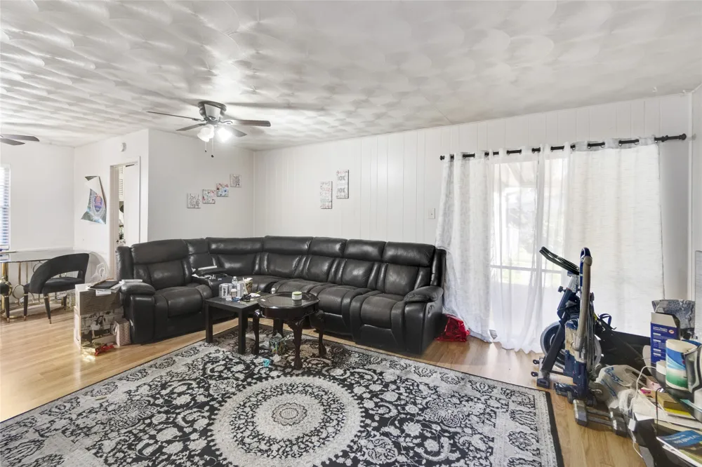2801 Laramie Street Irving, TX 75062