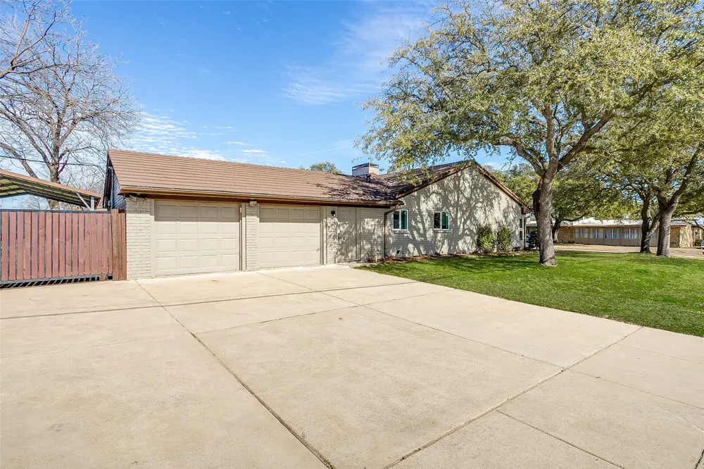 6940 Bal Lake Drive Fort Worth, TX 76116